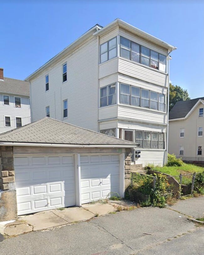Building Photo - 69 Ward St Unit 1