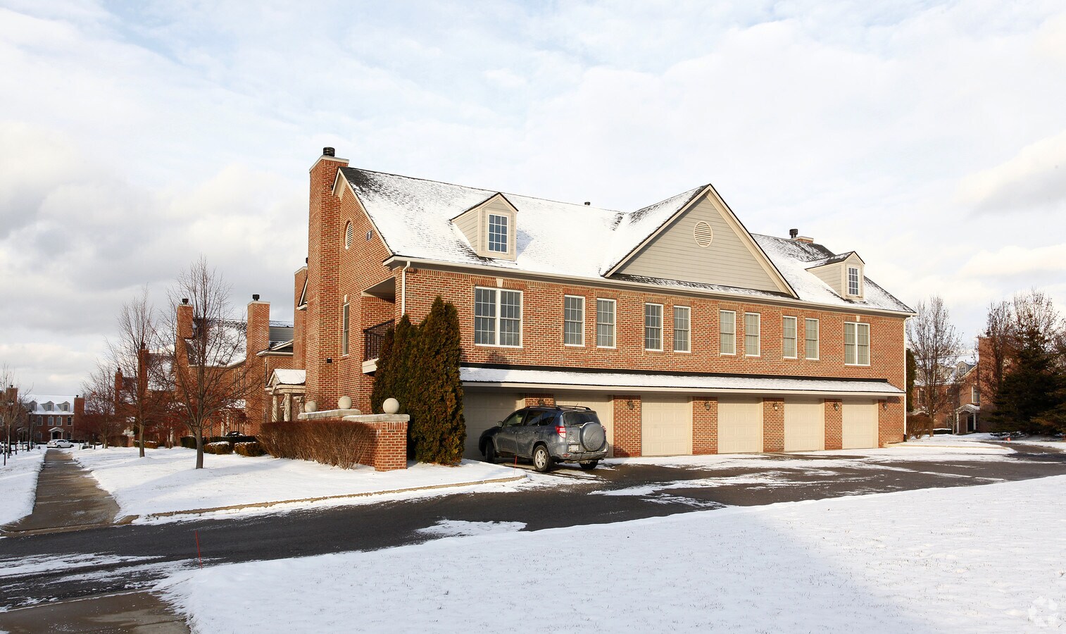 Photo - Wellesley Gardens