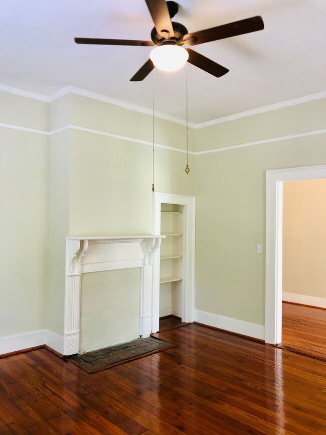 Photo - Plum Street-3 bedroom/2 bath home with large rocking chair front porch!