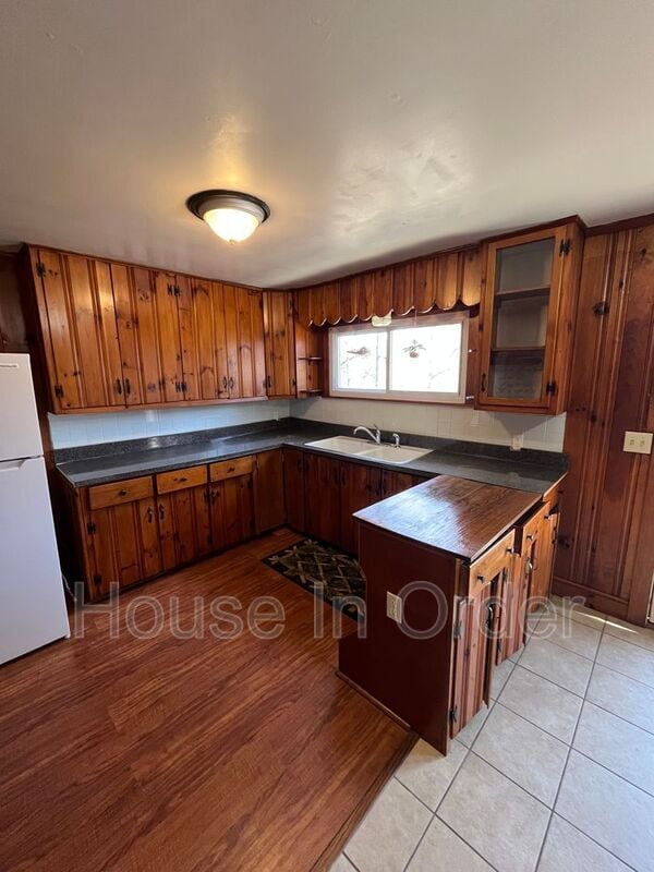 Photo - 436 Rowland Rd.