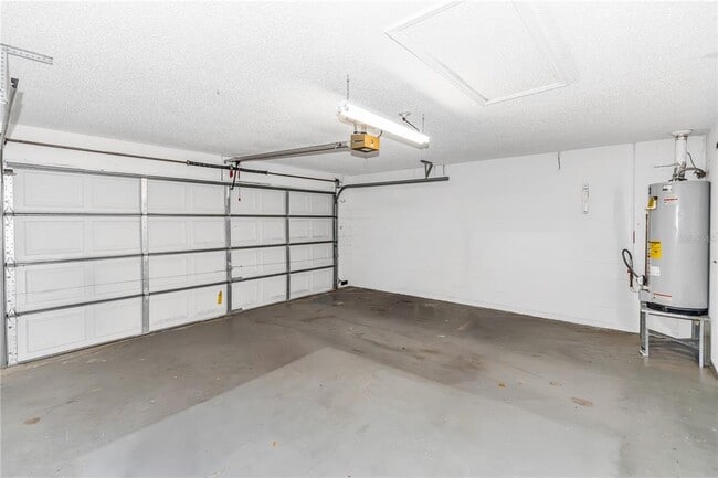 Photo - 5910 Petunia Ln