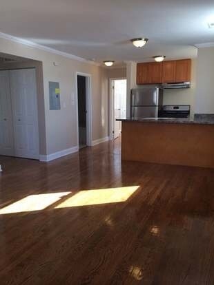 Photo - 2501 W Touhy Ave Unidad 307