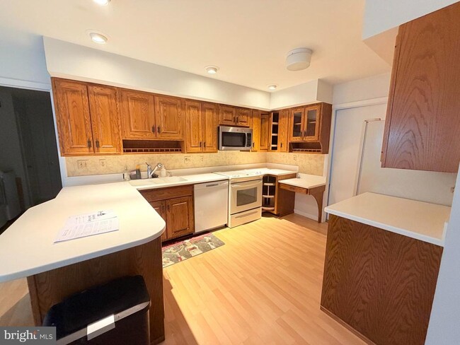 Photo - 694 Hickory Ridge Rd