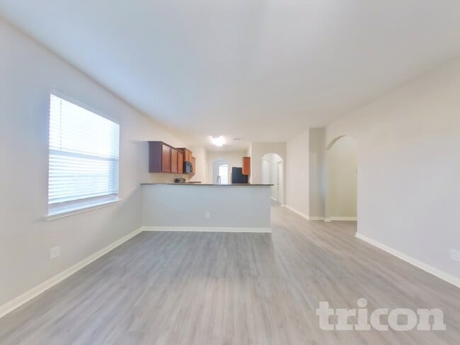 Photo - 1502 Tulip Ln