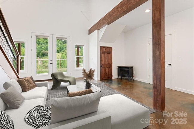 Photo - "Charming 1-Bedroom Retreat in Candler - Cozy 650 Sq Ft Haven!"