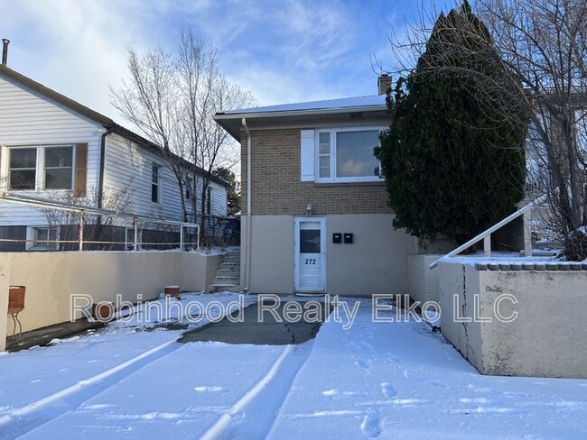 Building Photo - 272 W Cedar St