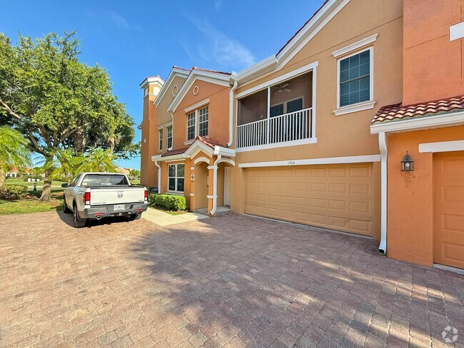 Building Photo - WATER, INTERNET AND CABLE INCLDED!!! 3 bed... Rental