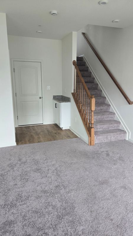 Photo - 1605 Aster Ln