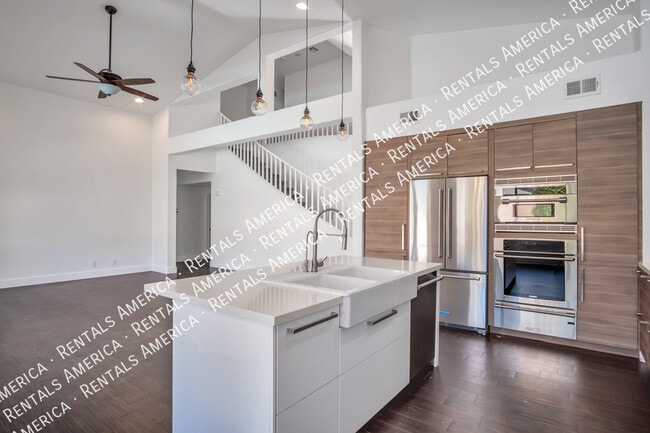 Photo - 4118 E Breckenridge Way