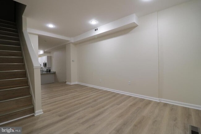 Building Photo - 725 N Chester St Rental