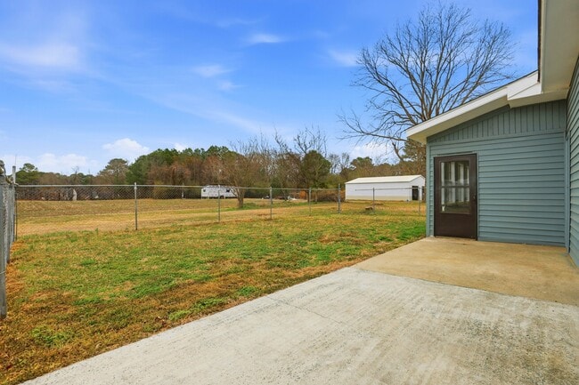 Photo - 121 Church of God Rd