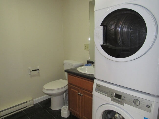 Photo - Gorgeous Derry Townhouse for Rent- Stongat...