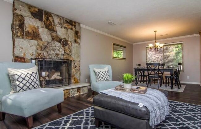 Photo - 6629 S Guntherwoods Ln