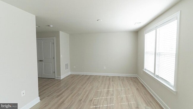 Photo - 13804 Litespeed Way