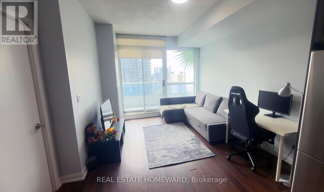 Photo - 500 Sherbourne St Unit 2504