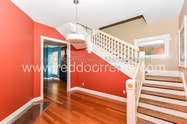 Photo - 1332A N College Ave Unidad 1332a N