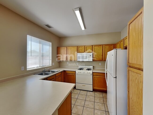 Photo - 11221 W Coronado Rd