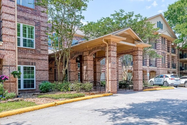 Building Photo - 2803 Kings Crossing Dr Rental