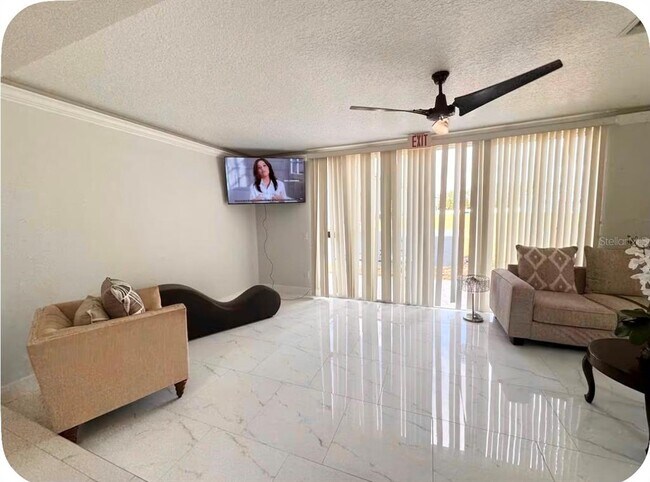 574 Orchid Dr