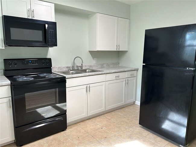 Photo - 1639-1643 NE 16th Ave