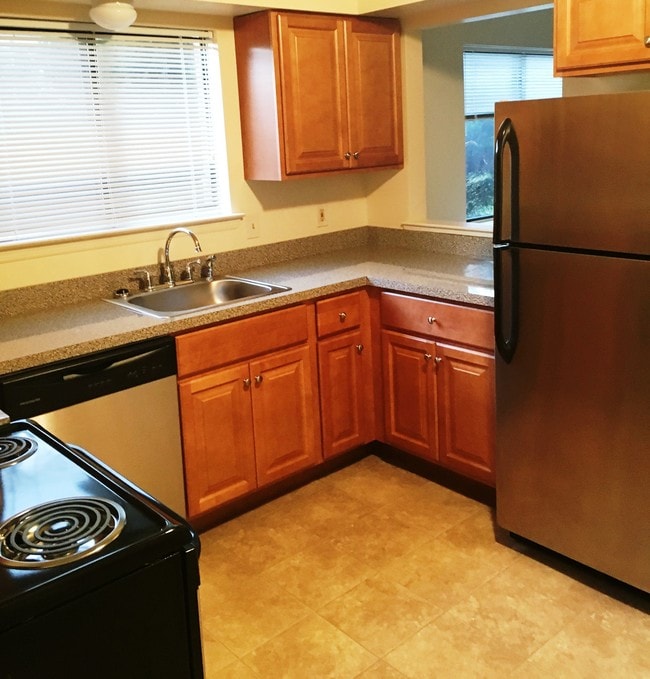 Stirling Manor Associates Apartments For Rent in Stirling, NJ