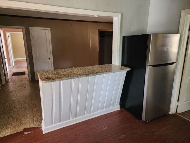 2939 Hood St