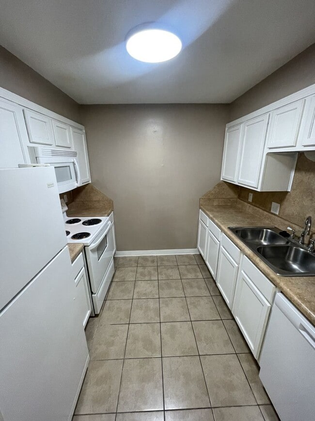Photo - The Luxe Apartments