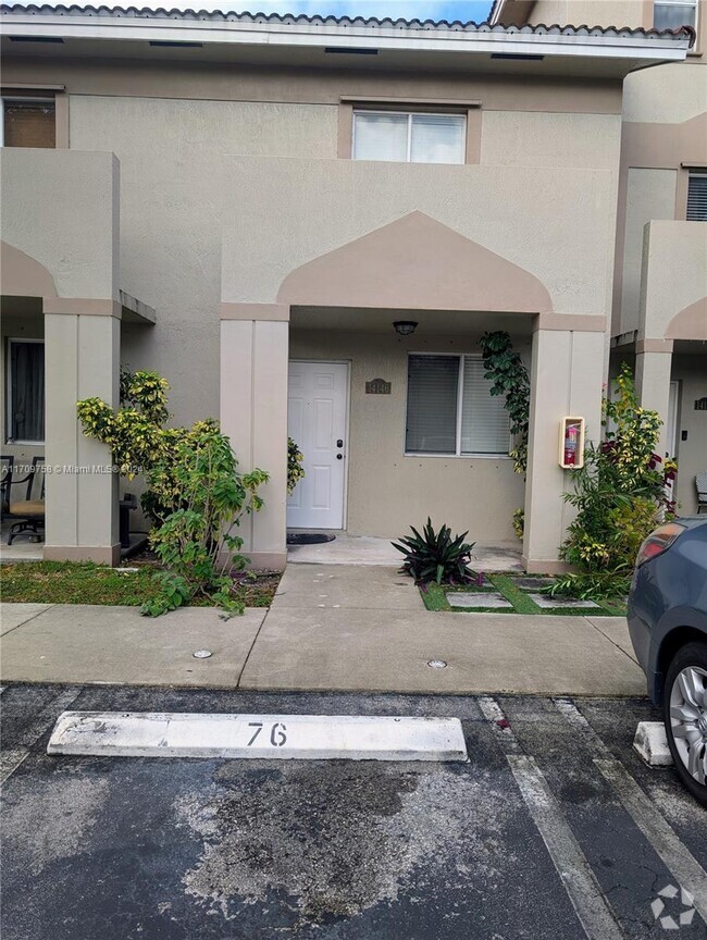 Building Photo - 14146 NW 17th Ave Unit 14146 Rental