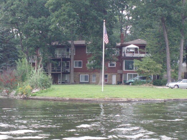 Photo - 4335 Ormond Dr Apartments Unit 4