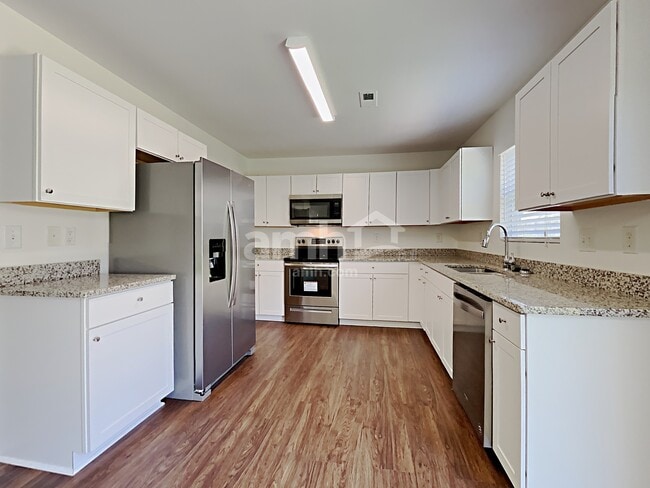 Photo - 8443 Redding Glen Ave