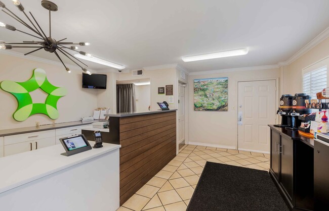 Furnished Studio-Dallas - Coit Road