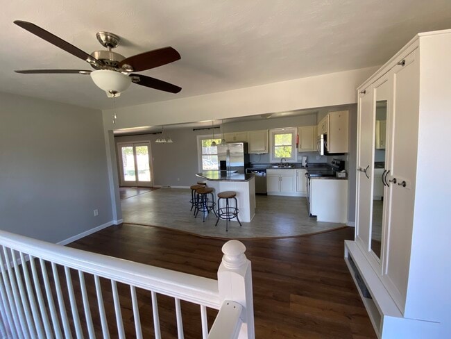 Photo - 2903 Sharon St