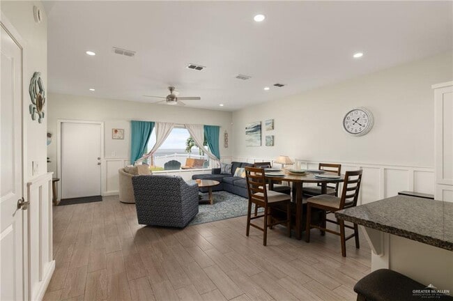 Photo - 48520-49402 E Ocean Blvd