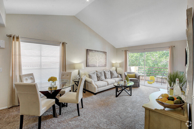 Living Room/ Dining Area - Palm Villas at Whitney Ranch Rental