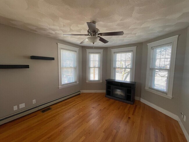 Photo - 112 Boston Ave Unit 1