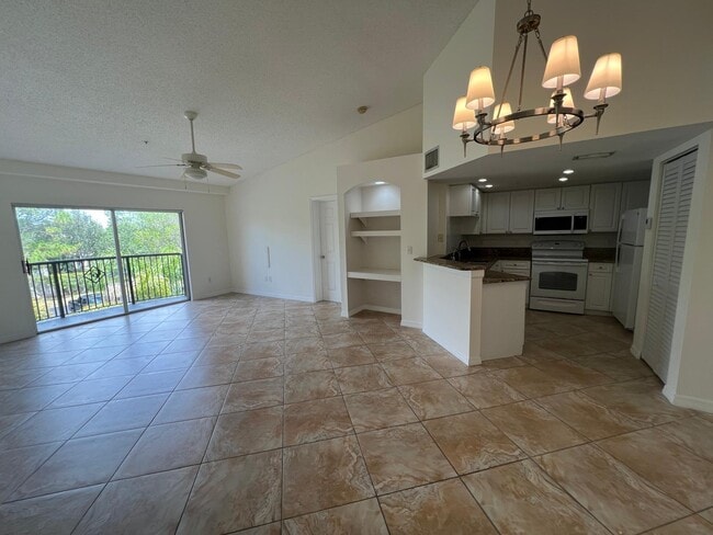 Photo - 500 Crestwood Ct N Unit 517