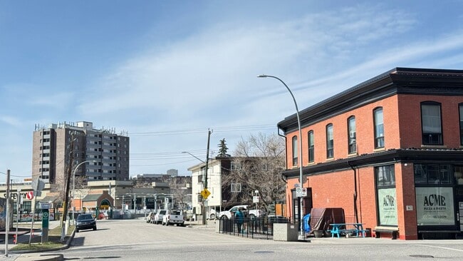 Photo - 1001-1002 2 Ave NW Unit 7