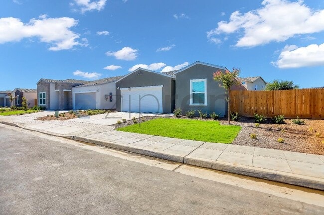 Photo - 6173 E Robinson Ave