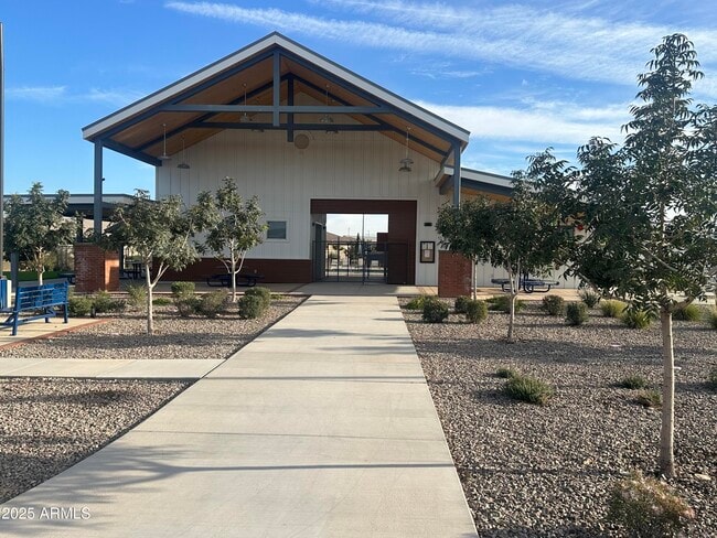 Photo - 782 S Olympic Dr