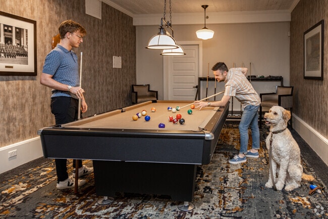 Photo - Knox High Apartments