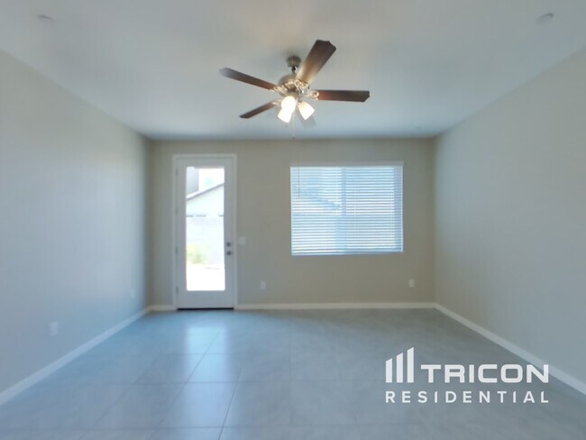 Photo - 4535 E Grandview St