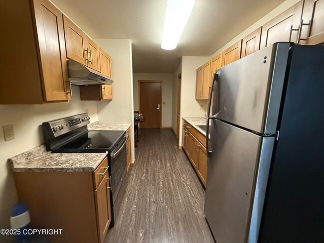 Building Photo - 300 Front St Unit #8