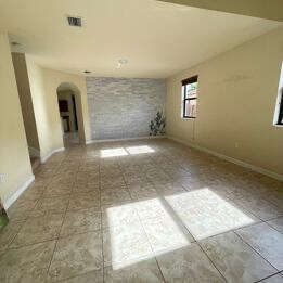 Photo - 3616 SE 2nd Dr