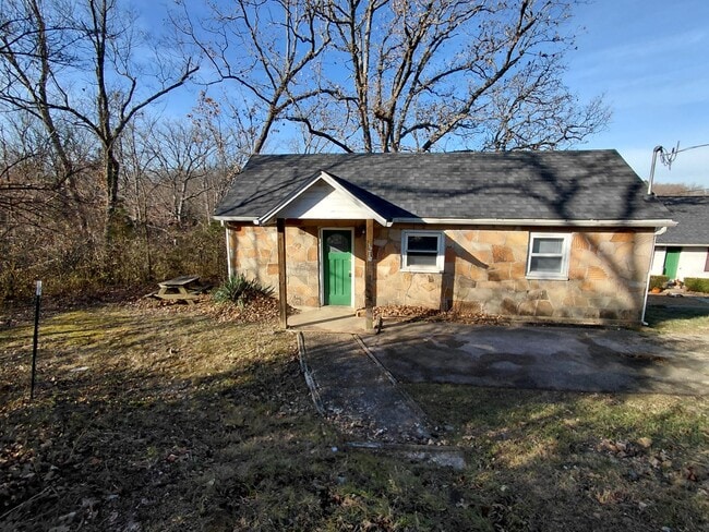 Building Photo - Close to S&T University