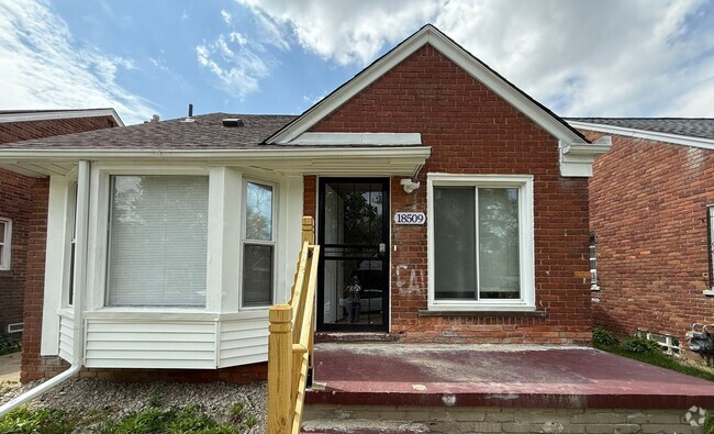 Building Photo - Freshly Renovated Single Family Home In De...