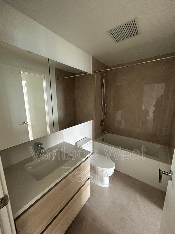 Photo - 1626 Water St