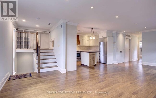 Photo - 97 Runnymede Rd