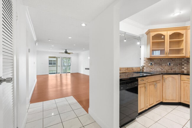 Photo - 6300 S Falls Cir Dr Unit 213