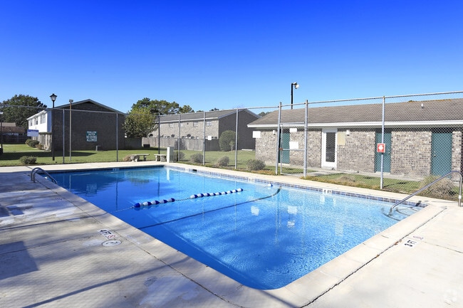 Patriots Place Townhomes