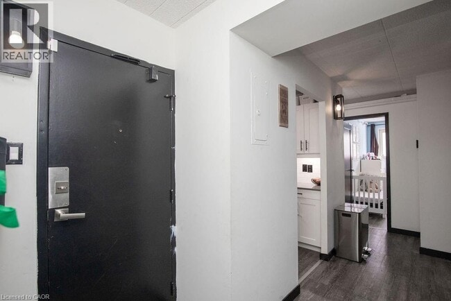 Photo - 71 Vanier Dr Unit 110